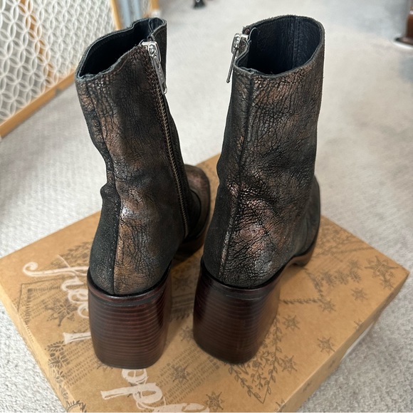 NEW Free People Ruby Platform Leather Boots in Metallic Medley - Picture 8 of 13